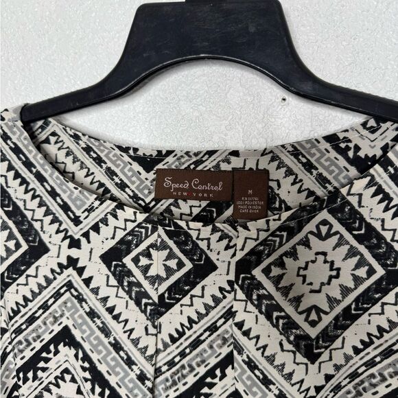 Woman’s Speed Control Black and White Geometric Mini Dress Size M - Picture 2 of 4